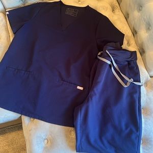Figs scrubs in Navy